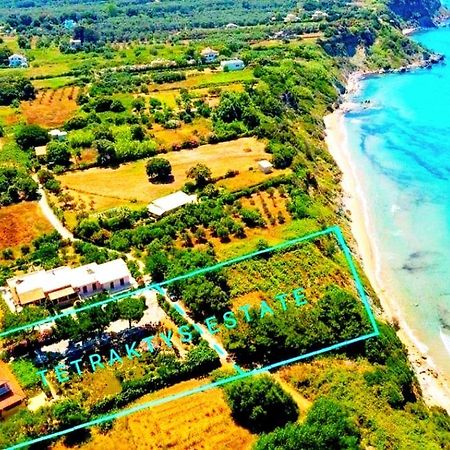 Tetraktys Estate Beachside Υδωρ Ágios Matthaíos Kültér fotó